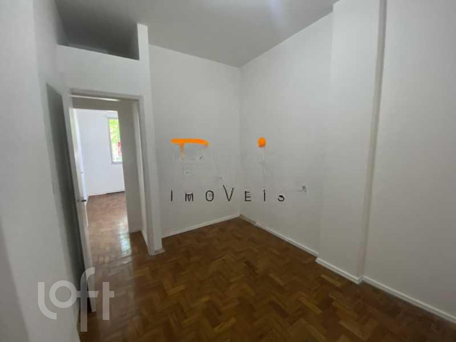 Apartamento à venda com 2 quartos, 70m² - Foto 15