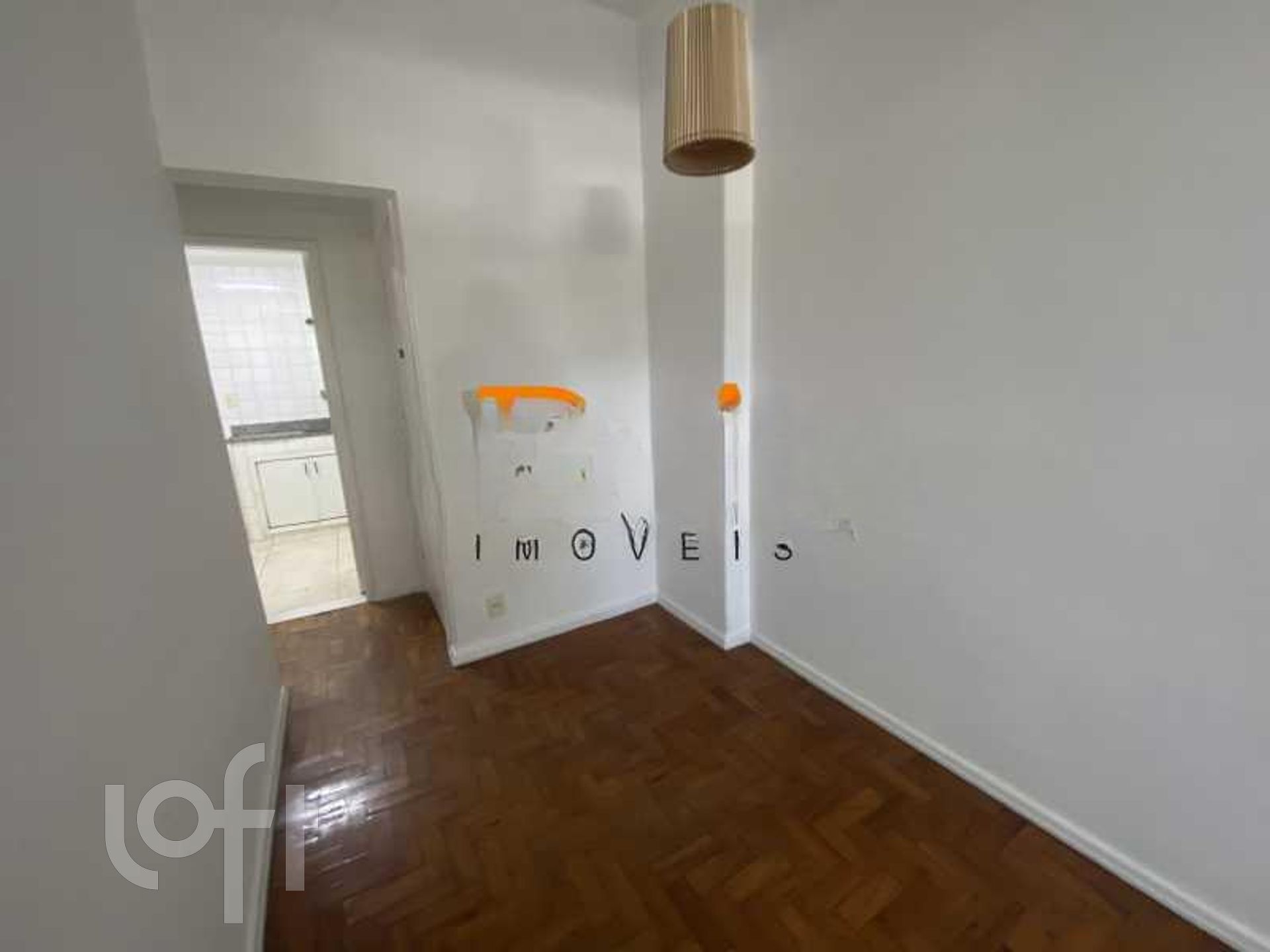 Apartamento à venda com 2 quartos, 70m² - Foto 9