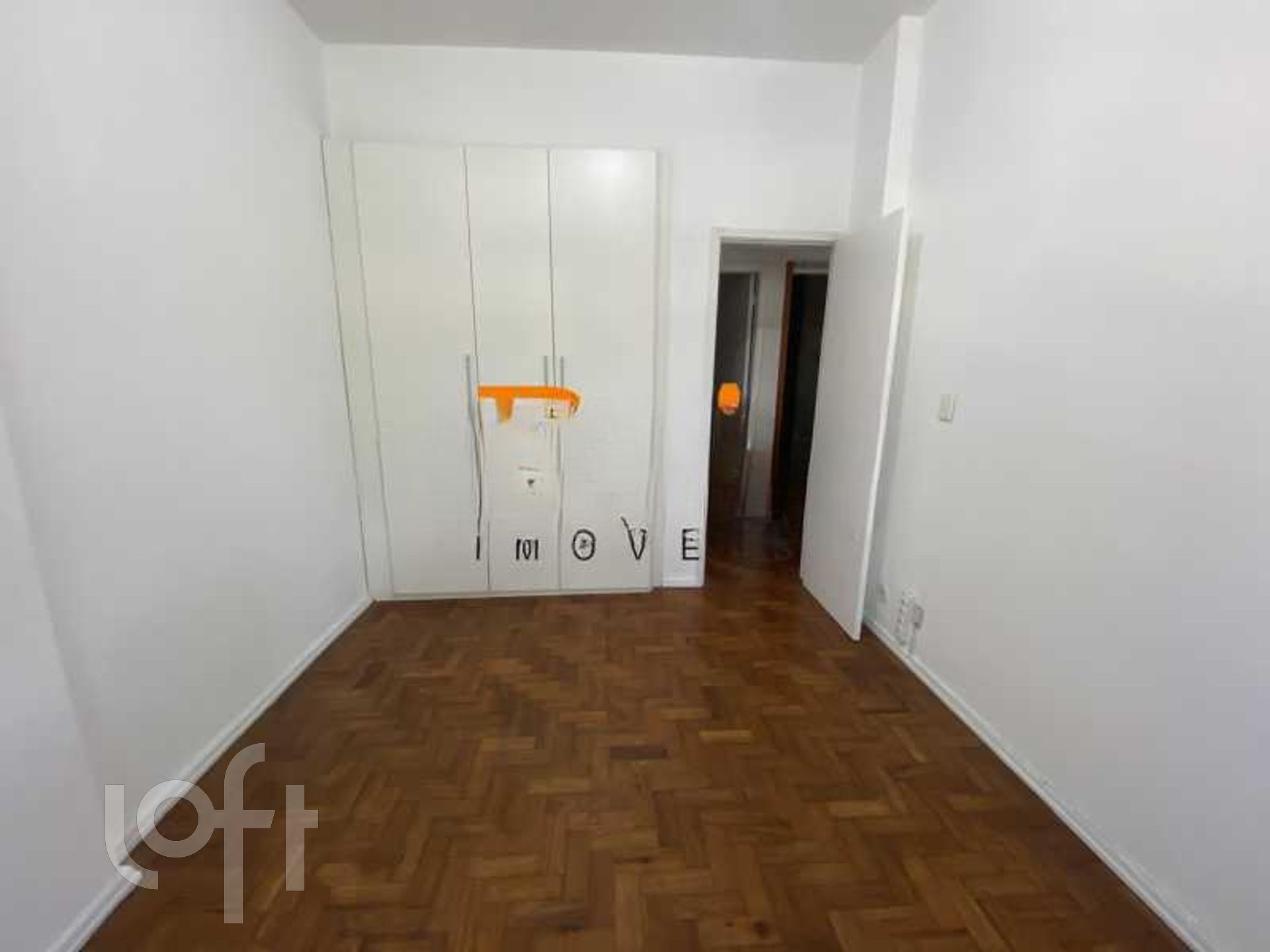 Apartamento à venda com 2 quartos, 70m² - Foto 14