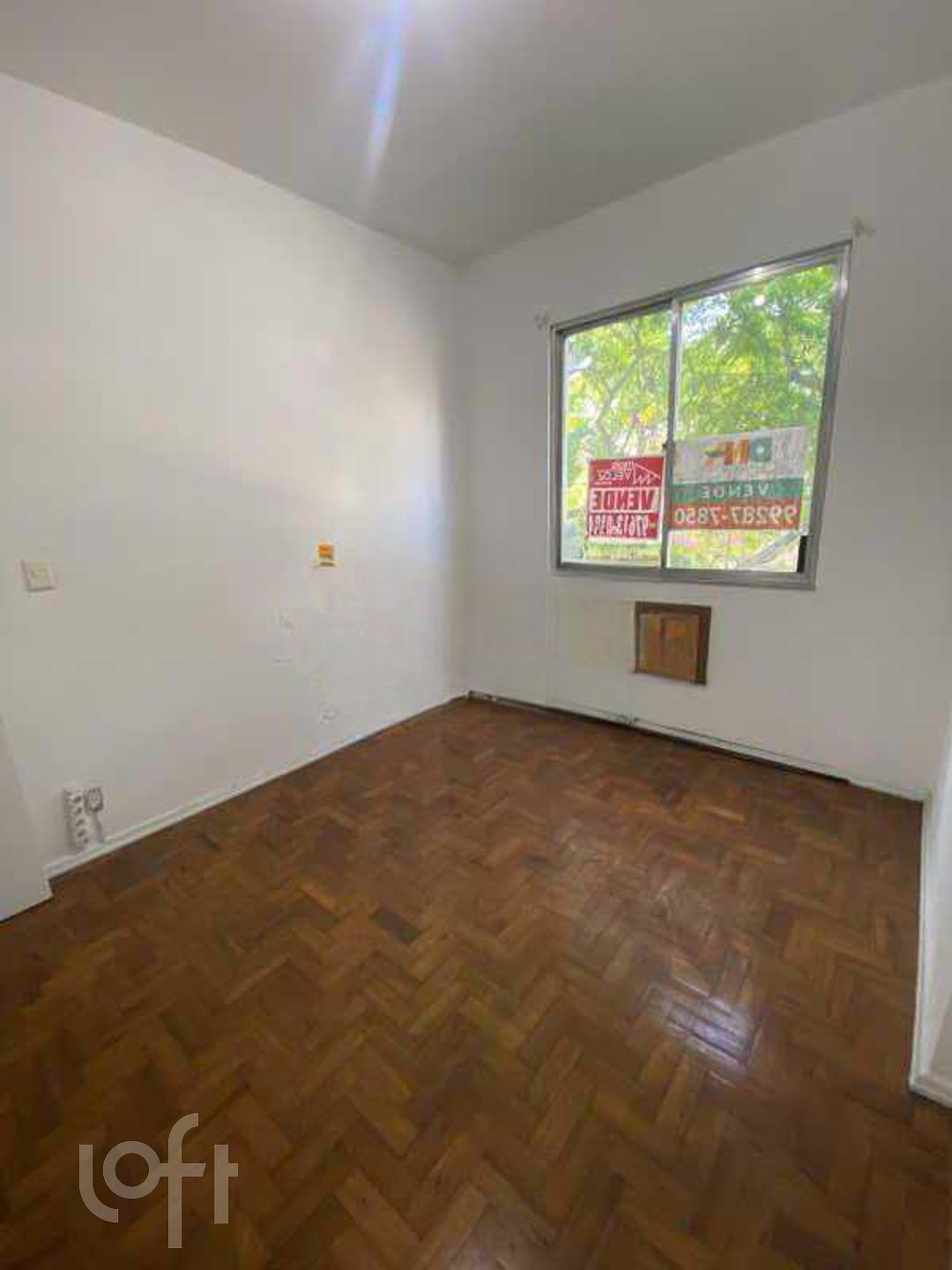 Apartamento à venda com 2 quartos, 70m² - Foto 4