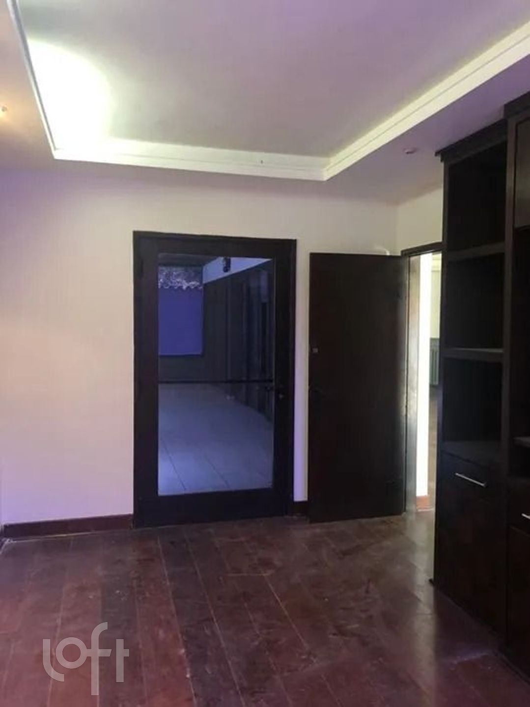 Casa à venda com 4 quartos, 450m² - Foto 2