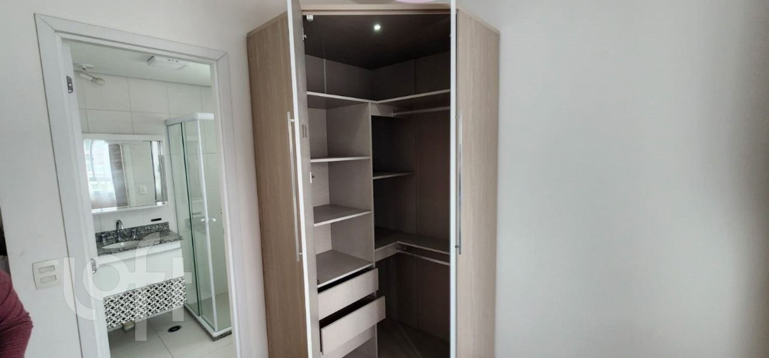 Apartamento à venda com 1 quarto, 34m² - Foto 11