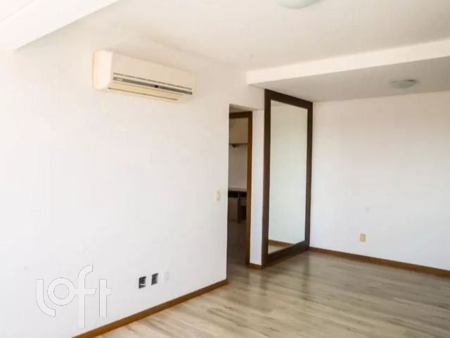 Apartamento com 75m², 2 dormitórios, 1 suíte, 2 vagas, Boa Vista em Porto Alegre
