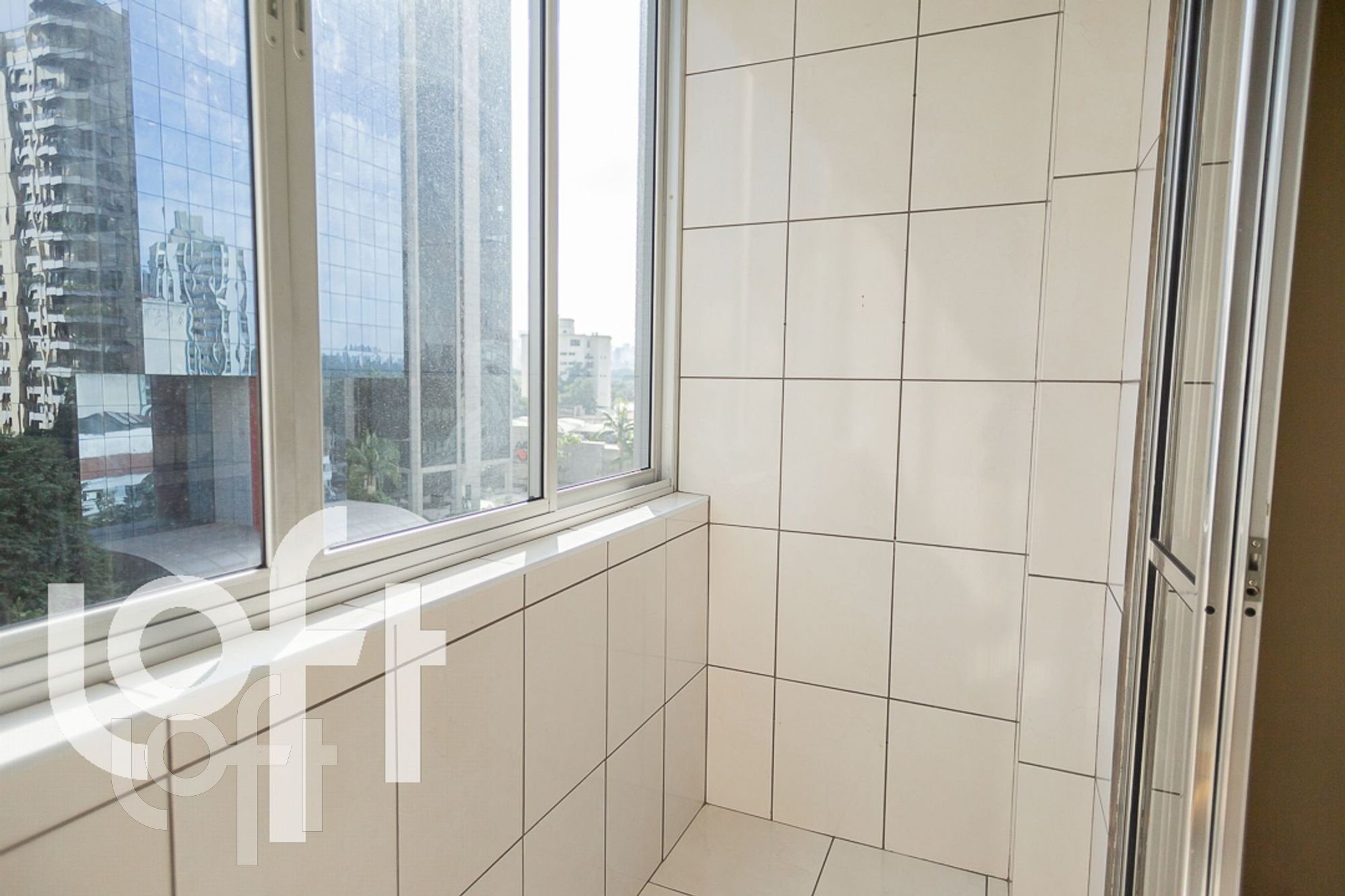 Apartamento à venda com 3 quartos, 90m² - Foto 11