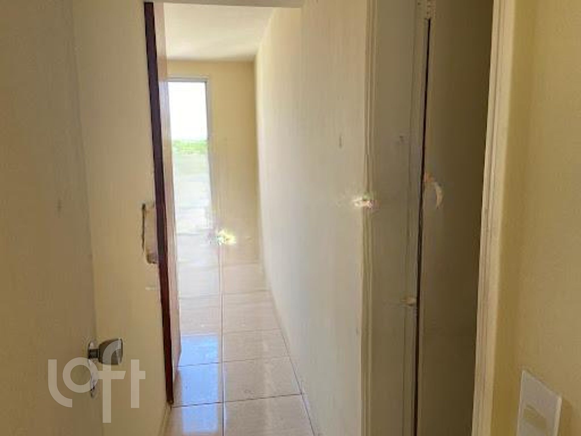 Apartamento à venda com 2 quartos, 76m² - Foto 19