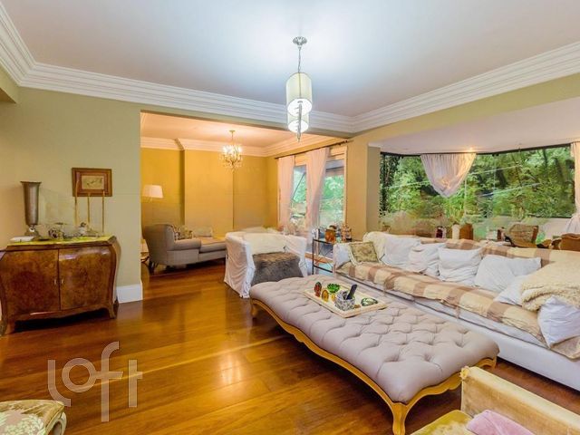 Apartamento com 458m², 3 dormitórios, 1 suíte, 3 vagas, Bela Vista em Porto Alegre