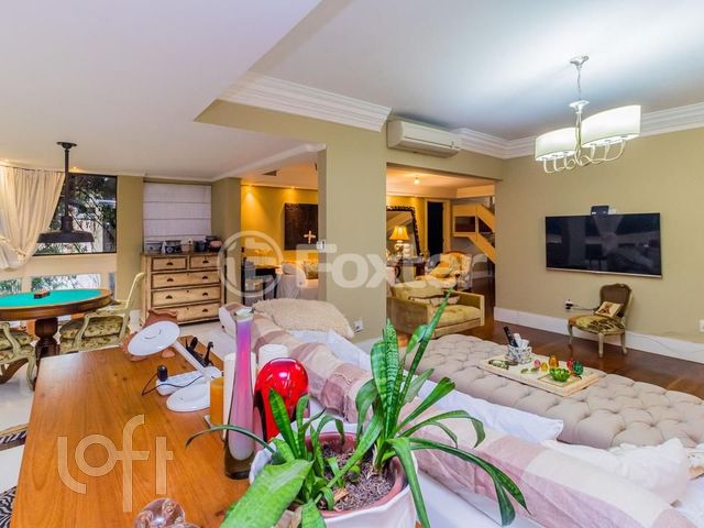 Apartamento com 458m², 3 dormitórios, 1 suíte, 3 vagas, Bela Vista em Porto Alegre