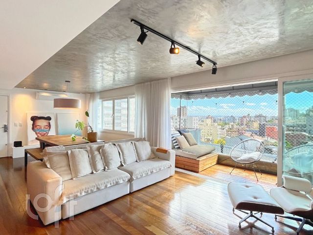 Apartamento com 122m², 3 dormitórios, 1 suíte, 1 vaga, Bela Vista em Porto Alegre