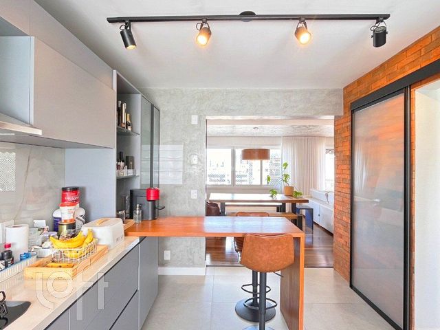 Apartamento com 122m², 3 dormitórios, 1 suíte, 1 vaga, Bela Vista em Porto Alegre