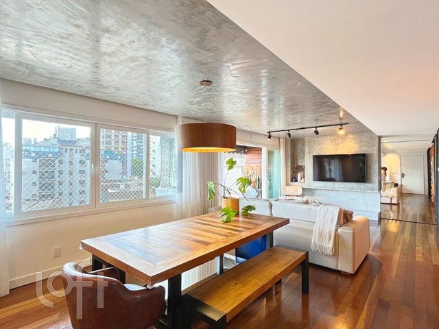 Apartamento com 122m², 3 dormitórios, 1 suíte, 1 vaga, Bela Vista em Porto Alegre