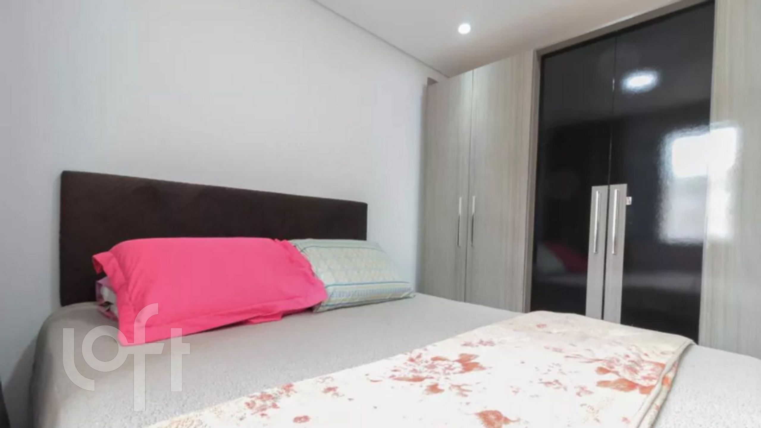 Apartamento à venda com 2 quartos, 47m² - Foto 4