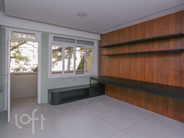 Apartamento com 64m², 2 dormitórios, Bom Fim em Porto Alegre