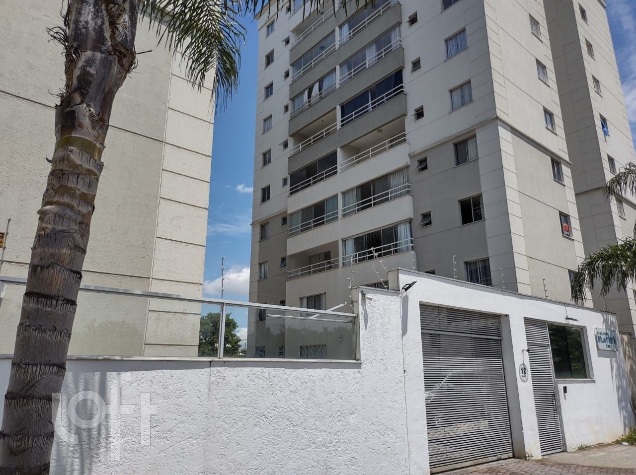 Apartamento à venda com 2 quartos, 62m² - Foto 1