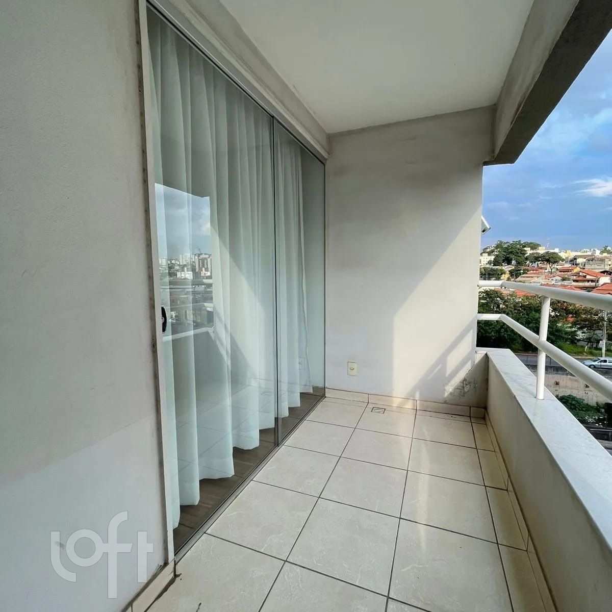 Apartamento à venda com 2 quartos, 62m² - Foto 5