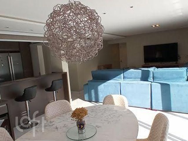 Apartamento com 155m², 3 dormitórios, 3 suítes, 3 vagas, Menino Deus em Porto Alegre