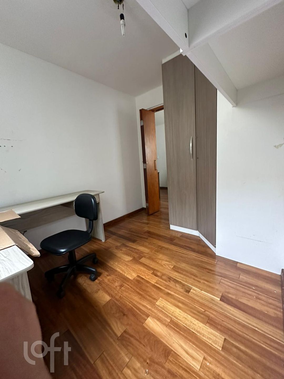 Apartamento à venda com 3 quartos, 91m² - Foto 4