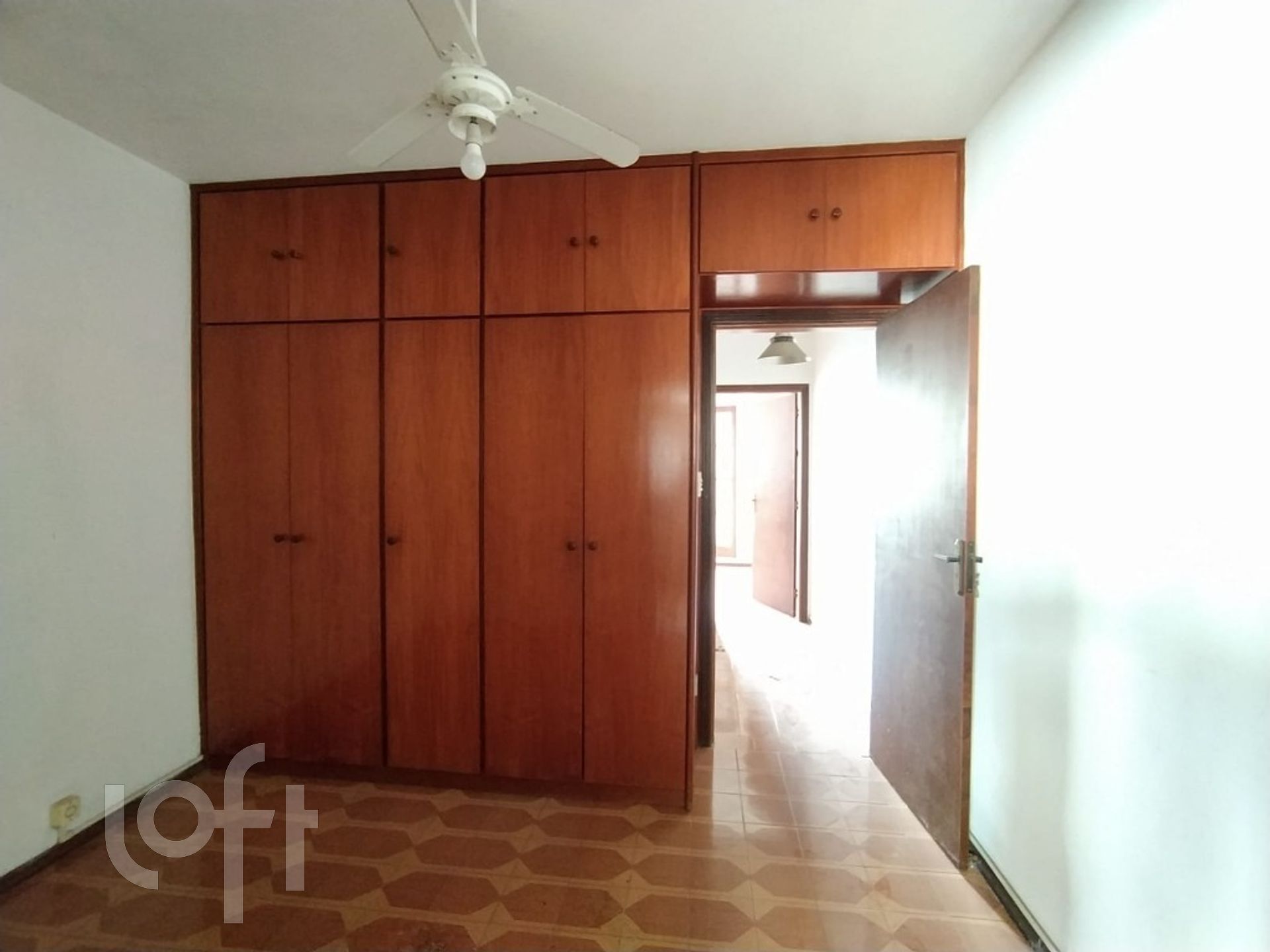 Casa à venda com 2 quartos, 120m² - Foto 10