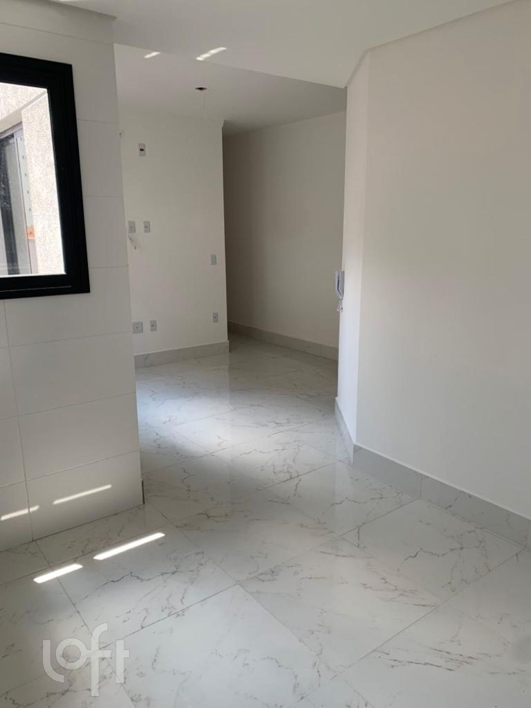 Apartamento à venda com 2 quartos, 42m² - Foto 1