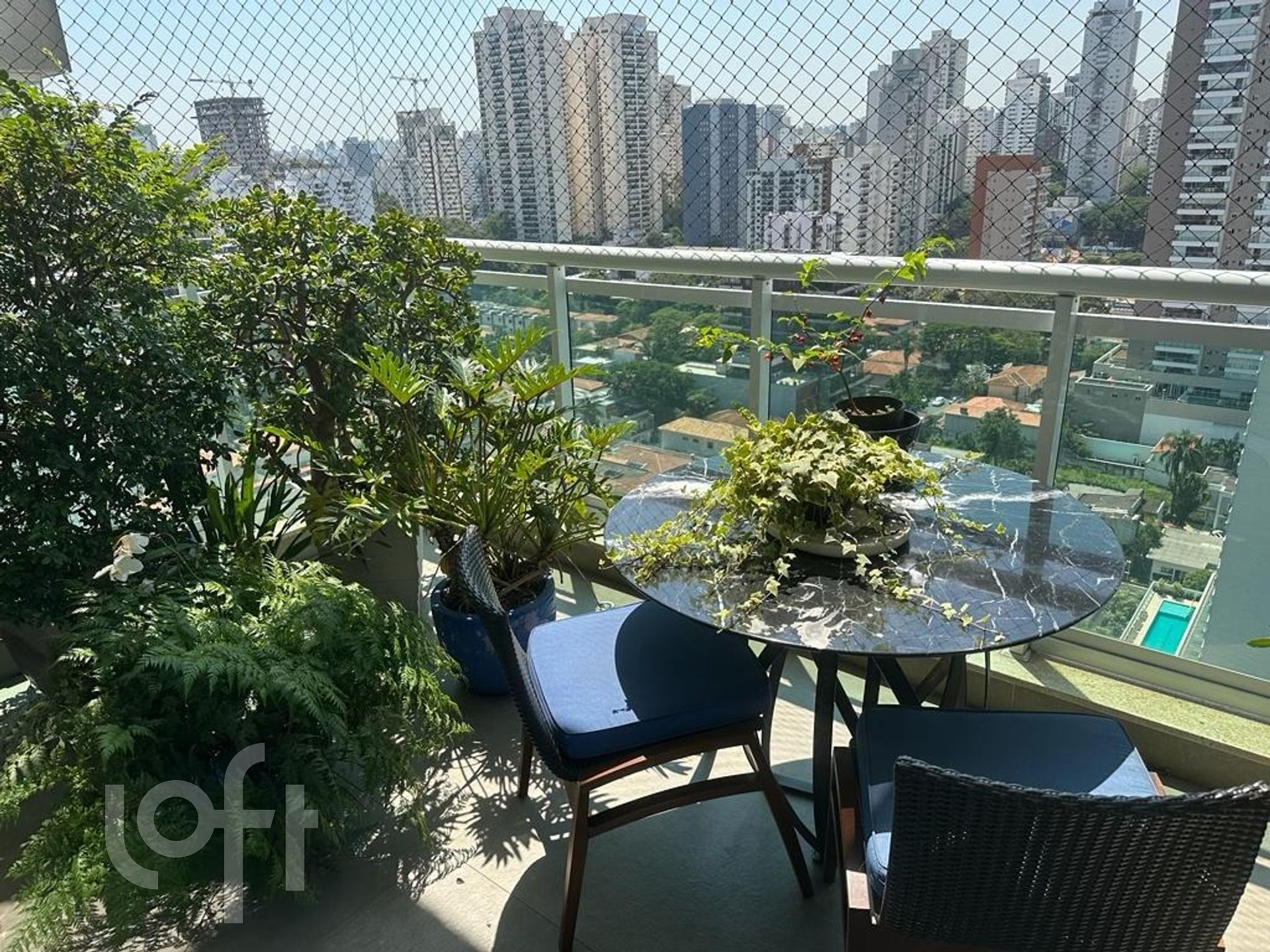 Apartamento à venda com 4 quartos, 210m² - Foto 31