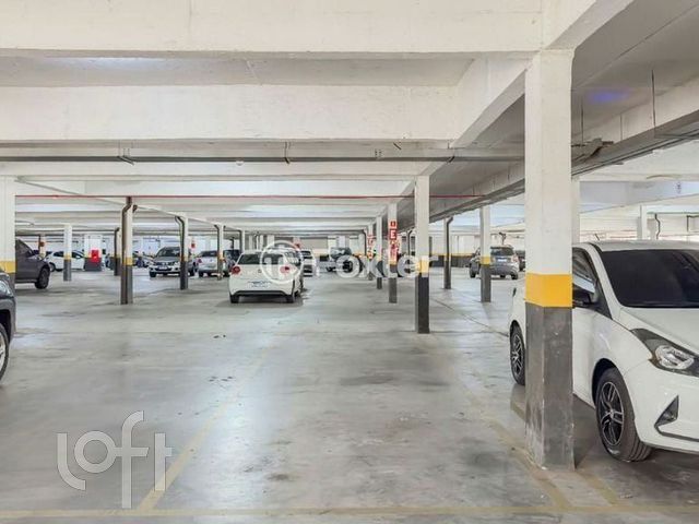 Apartamento com 69m², 3 dormitórios, 1 suíte, 1 vaga, Cristo Redentor em Porto Alegre