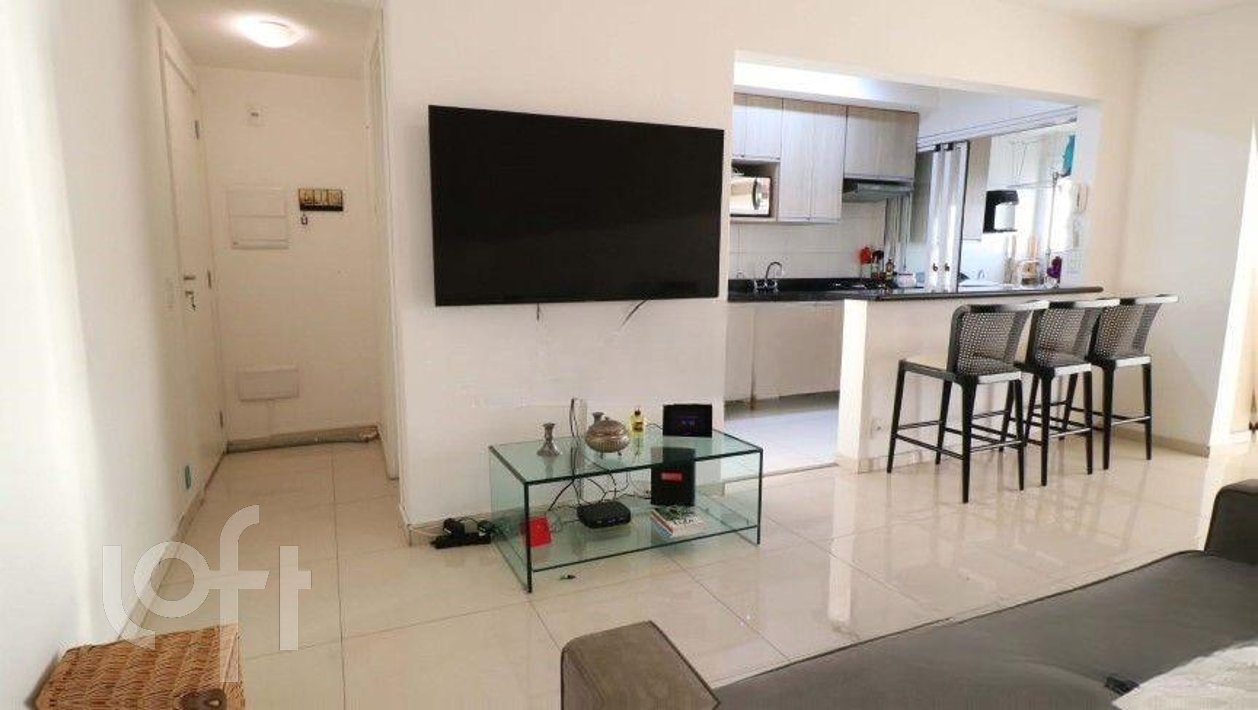 Apartamento à venda com 2 quartos, 77m² - Foto 4