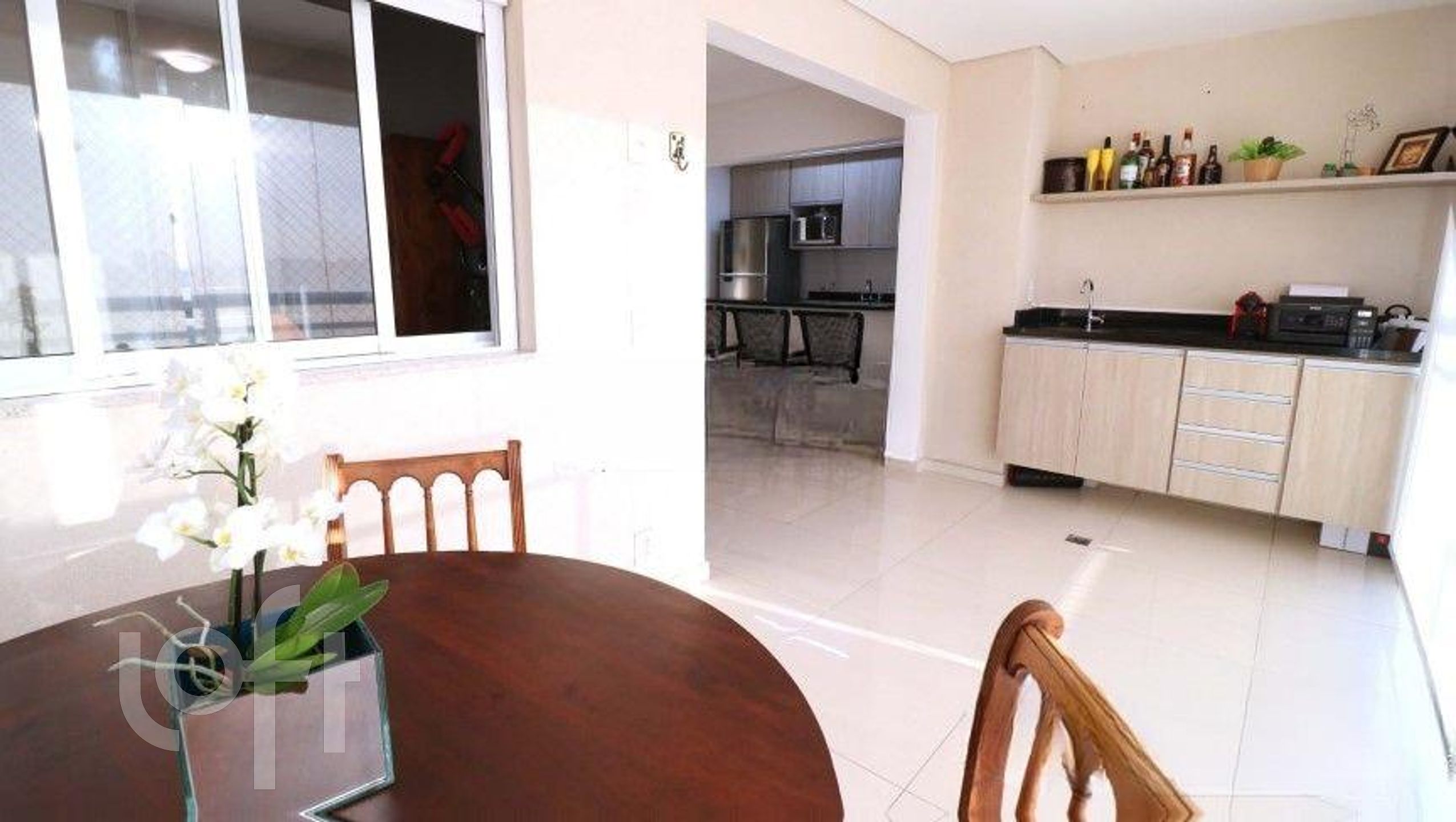 Apartamento à venda com 2 quartos, 77m² - Foto 15