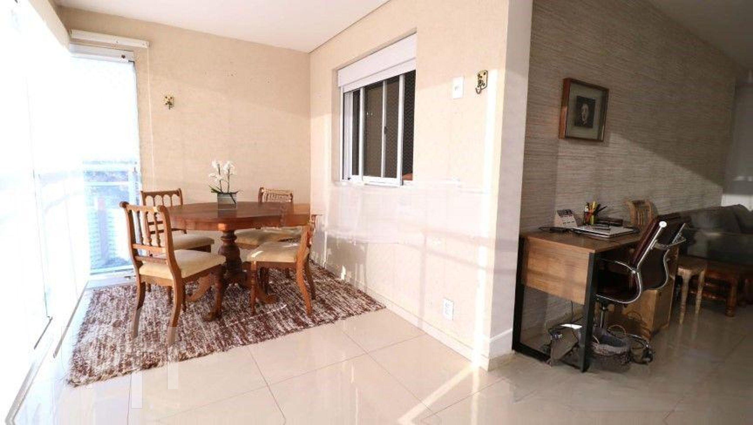 Apartamento à venda com 2 quartos, 77m² - Foto 2