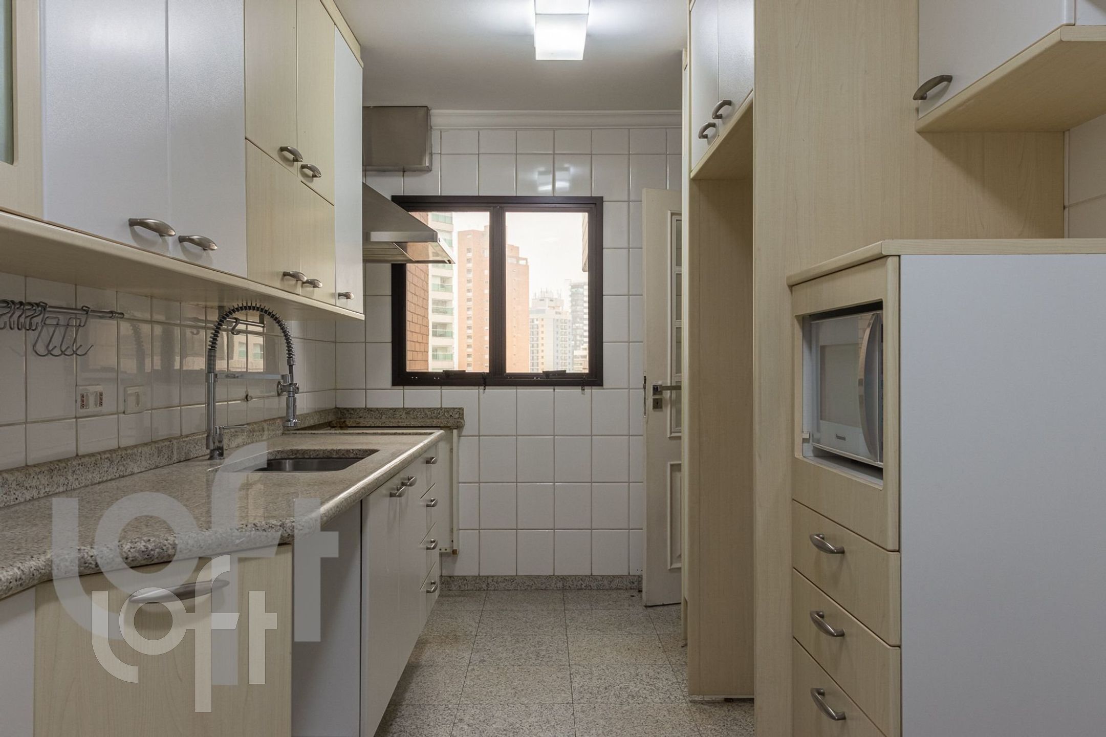 Apartamento à venda com 3 quartos, 127m² - Foto 27