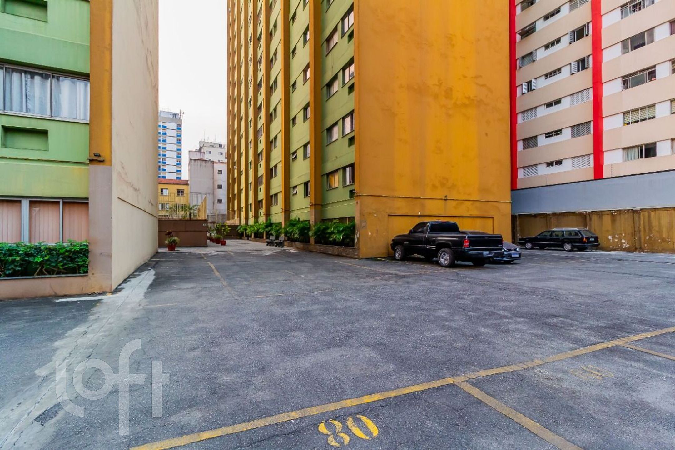 Apartamento à venda com 1 quarto, 40m² - Foto 32