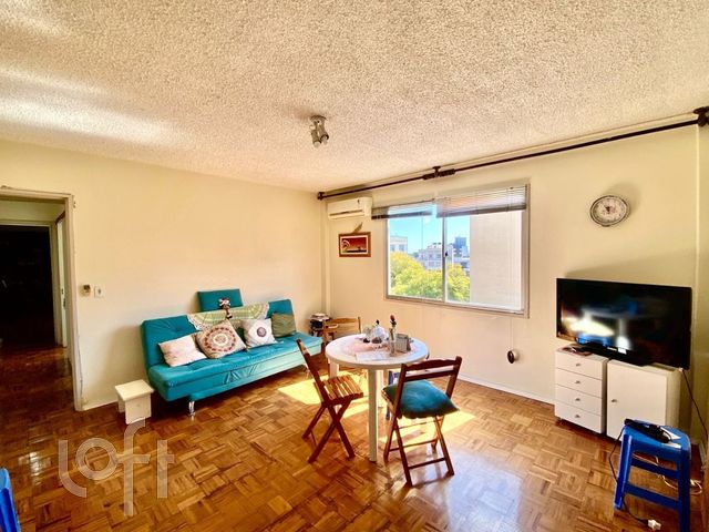 Apartamento com 73m², 2 dormitórios, Independência em Porto Alegre