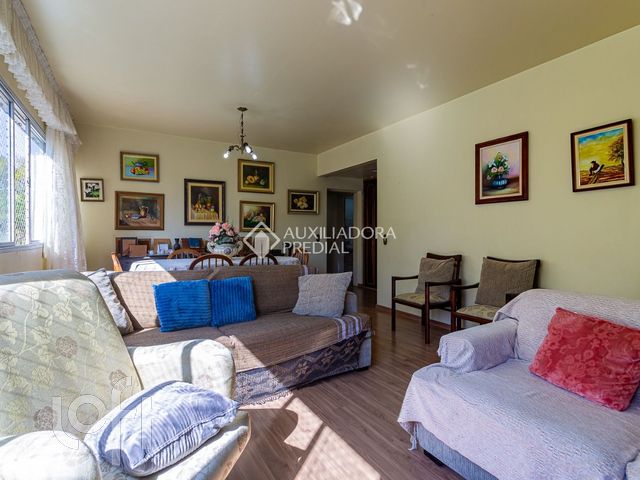 Apartamento com 110m², 3 dormitórios, 1 suíte, 1 vaga, Bela Vista em Porto Alegre