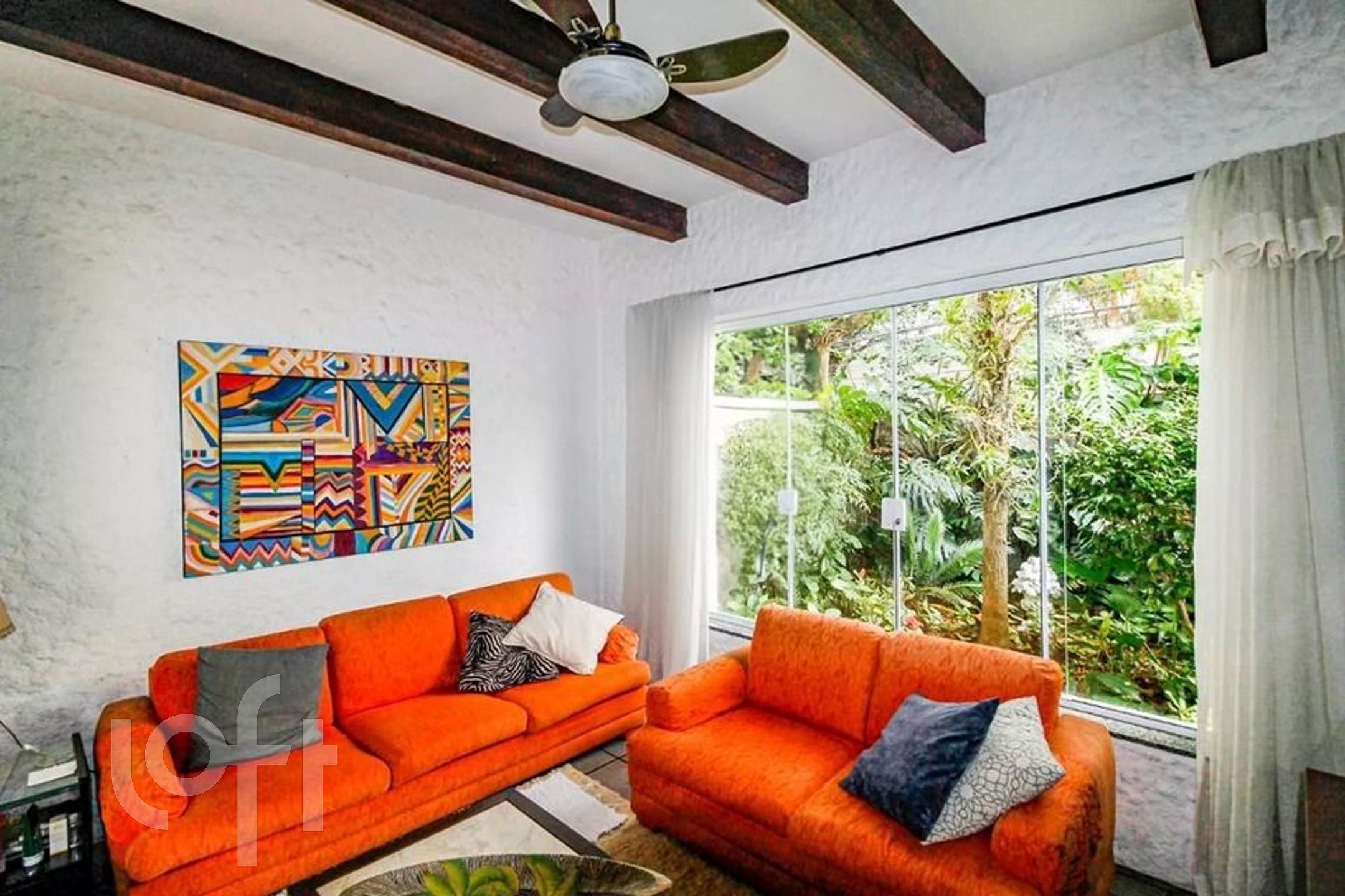 Casa à venda com 3 quartos, 190m² - Foto 1