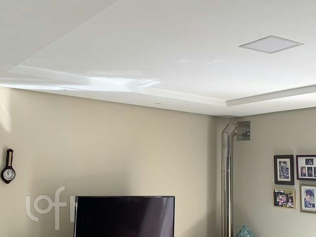 Casa com 184m², 3 dormitórios, 1 suíte, 3 vagas, Chácara das Pedras em Porto Alegre