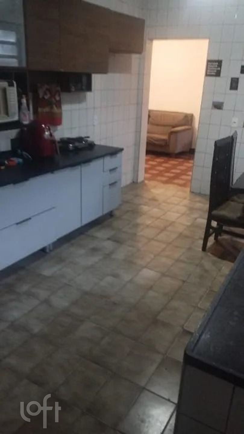 Casa à venda com 5 quartos, 300m² - Foto 3