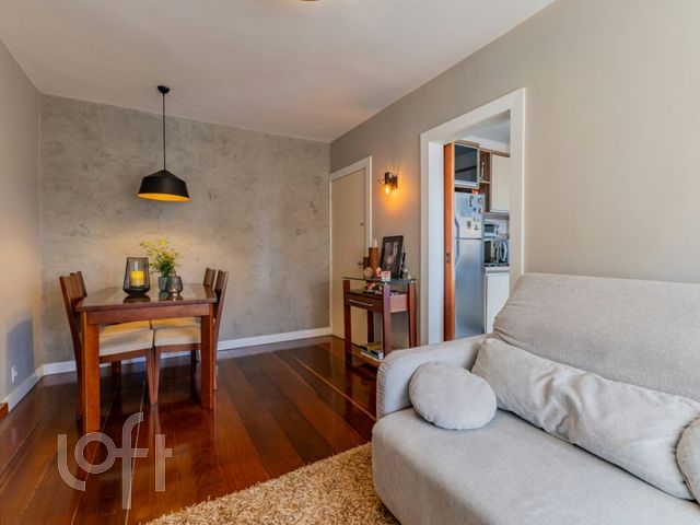 Apartamento com 93m², 3 dormitórios, 1 suíte, 1 vaga, Petrópolis em Porto Alegre