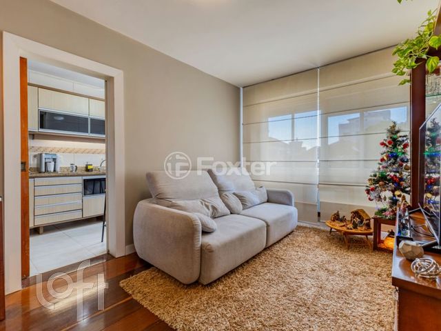 Apartamento com 93m², 3 dormitórios, 1 suíte, 1 vaga, Petrópolis em Porto Alegre