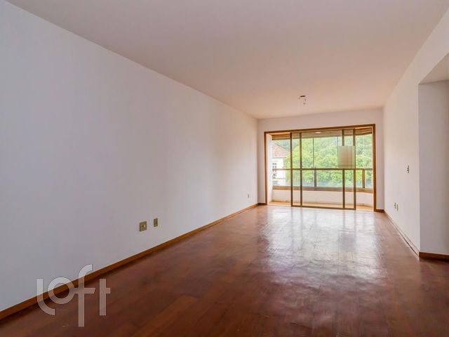 Apartamento com 113m², 3 dormitórios, 1 suíte, 1 vaga, Petrópolis em Porto Alegre