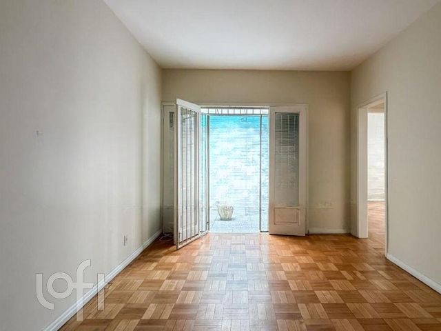 Apartamento com 77m², 2 dormitórios, Bom Fim em Porto Alegre