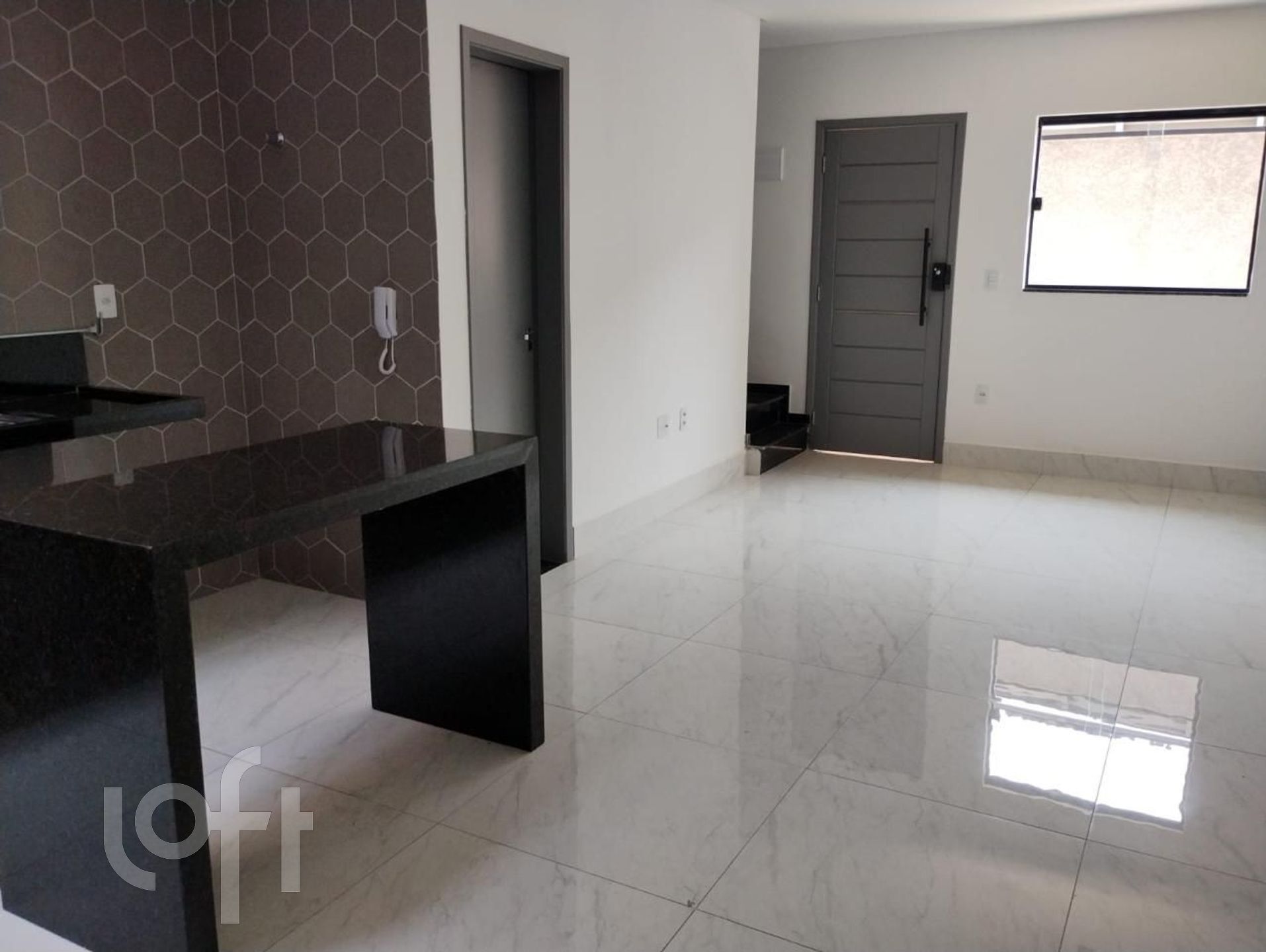 Casa de Condomínio à venda com 2 quartos, 82m² - Foto 1