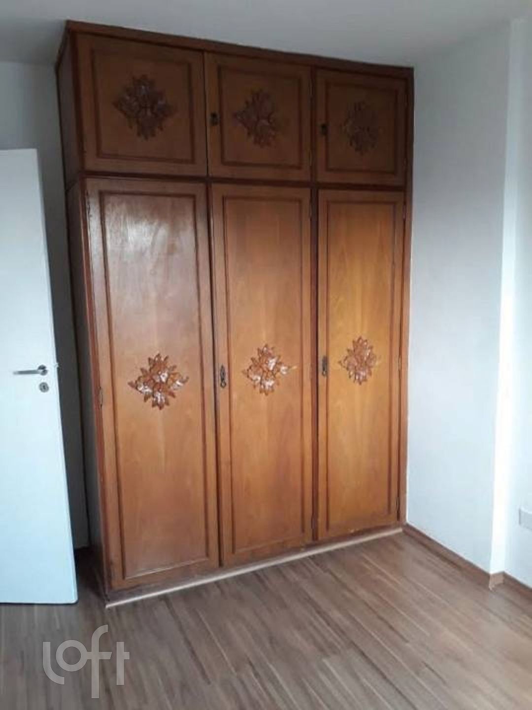 Apartamento à venda com 3 quartos, 72m² - Foto 2