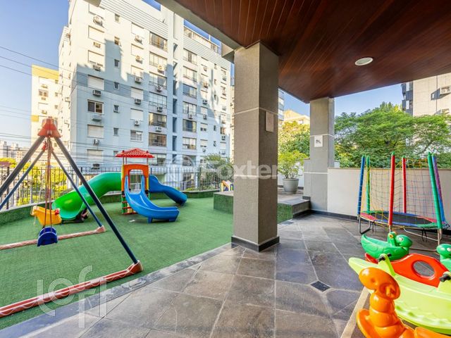Apartamento com 115m², 3 dormitórios, 1 suíte, 2 vagas, Boa Vista em Porto Alegre