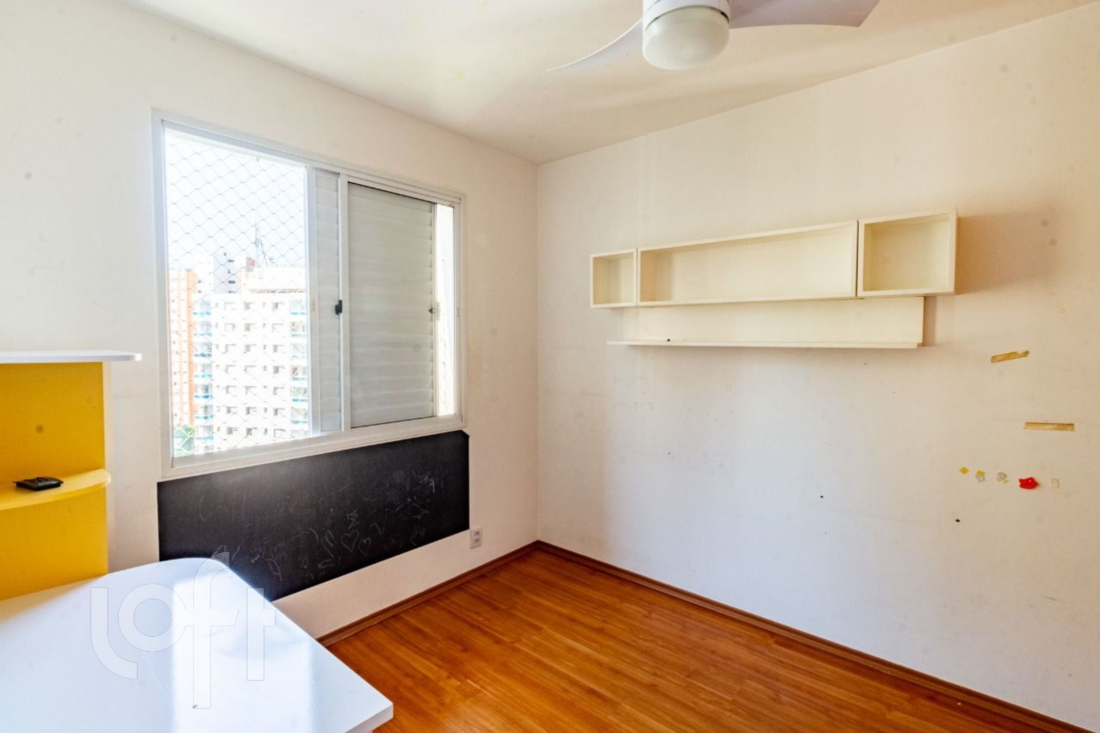 Apartamento à venda com 3 quartos, 94m² - Foto 13