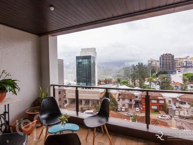 Apartamento com 335m², 4 dormitórios, 2 suítes, 2 vagas, Rio Branco em Porto Alegre