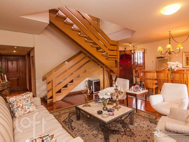 Apartamento com 335m², 4 dormitórios, 2 suítes, 2 vagas, Rio Branco em Porto Alegre