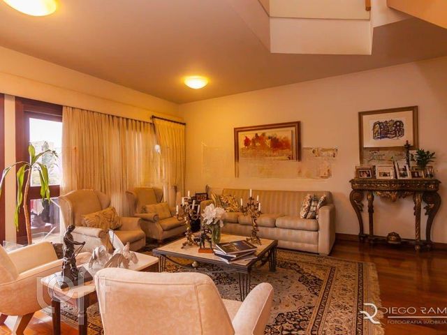 Apartamento com 335m², 4 dormitórios, 2 suítes, 2 vagas, Rio Branco em Porto Alegre