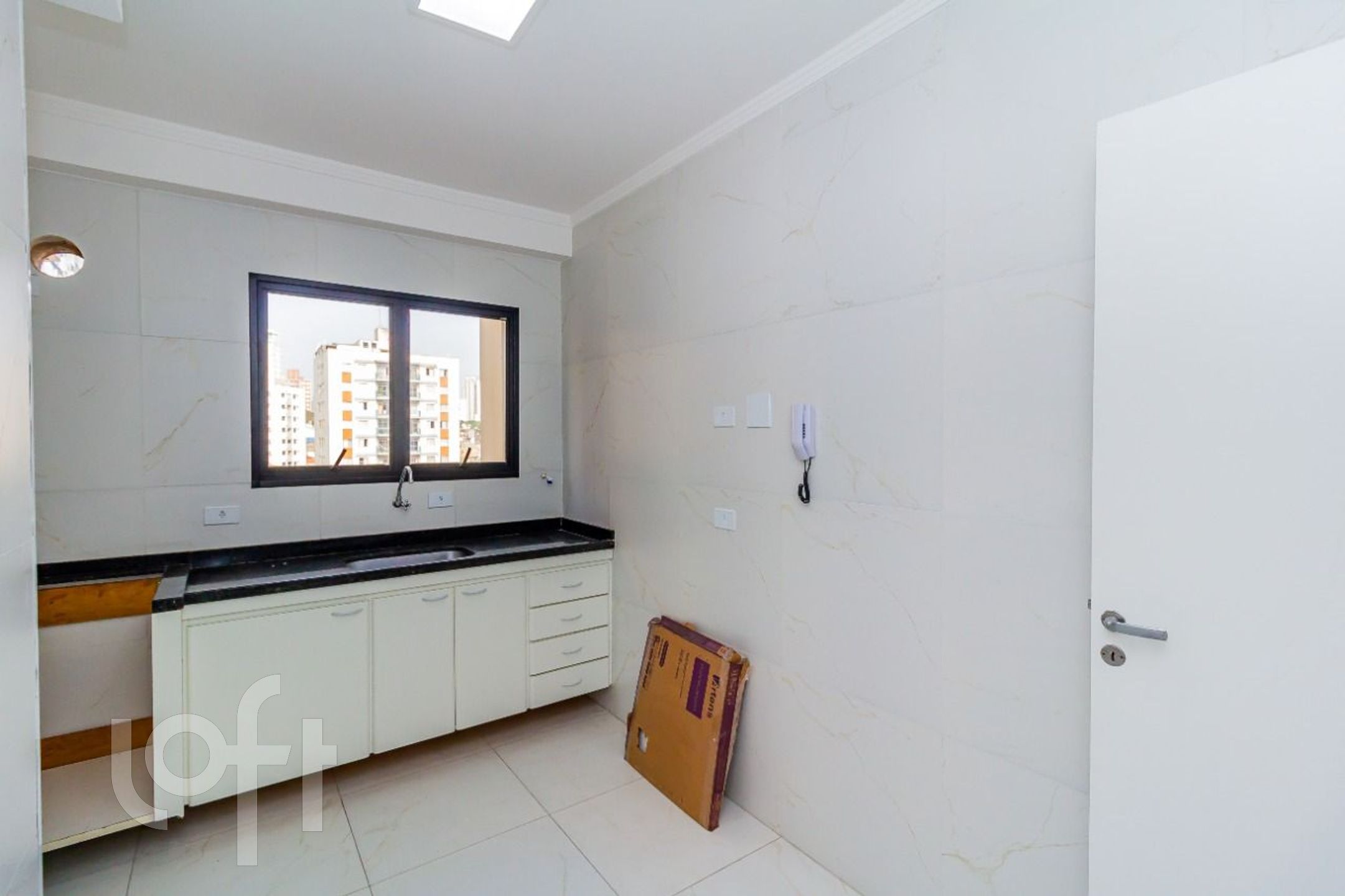 Apartamento à venda com 2 quartos, 65m² - Foto 10