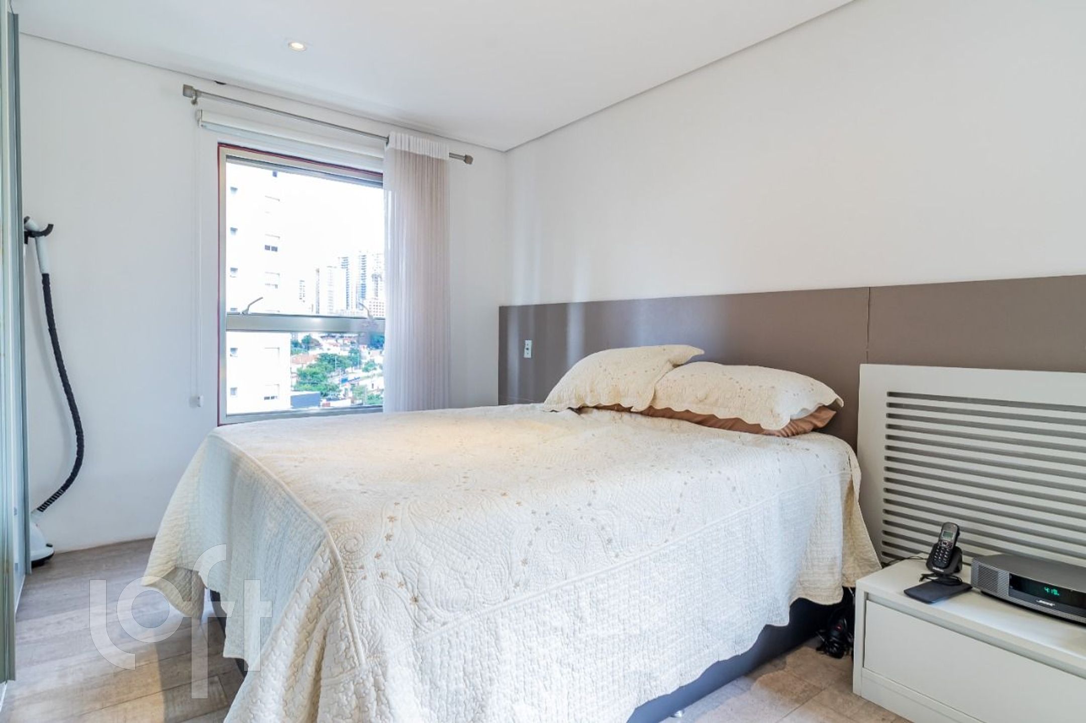 Apartamento à venda com 1 quarto, 70m² - Foto 16