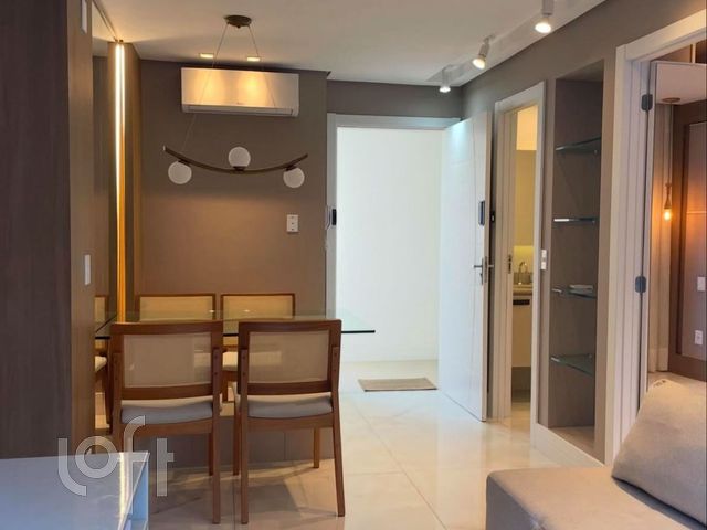 Apartamento com 60m², 1 dormitório, 1 suíte, 2 vagas, Rio Branco em Porto Alegre