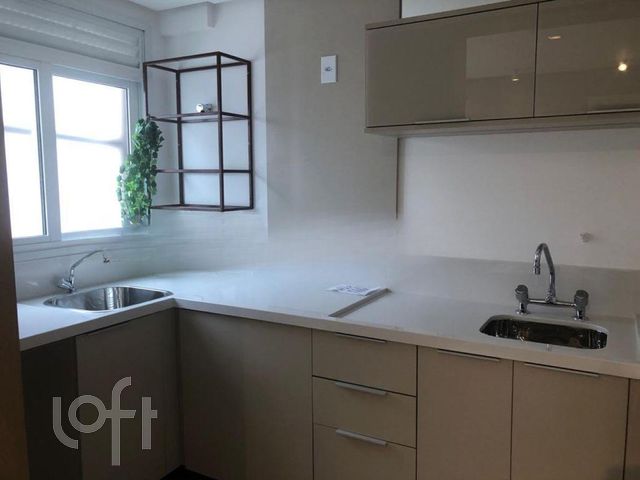 Apartamento com 60m², 1 dormitório, 1 suíte, 2 vagas, Rio Branco em Porto Alegre