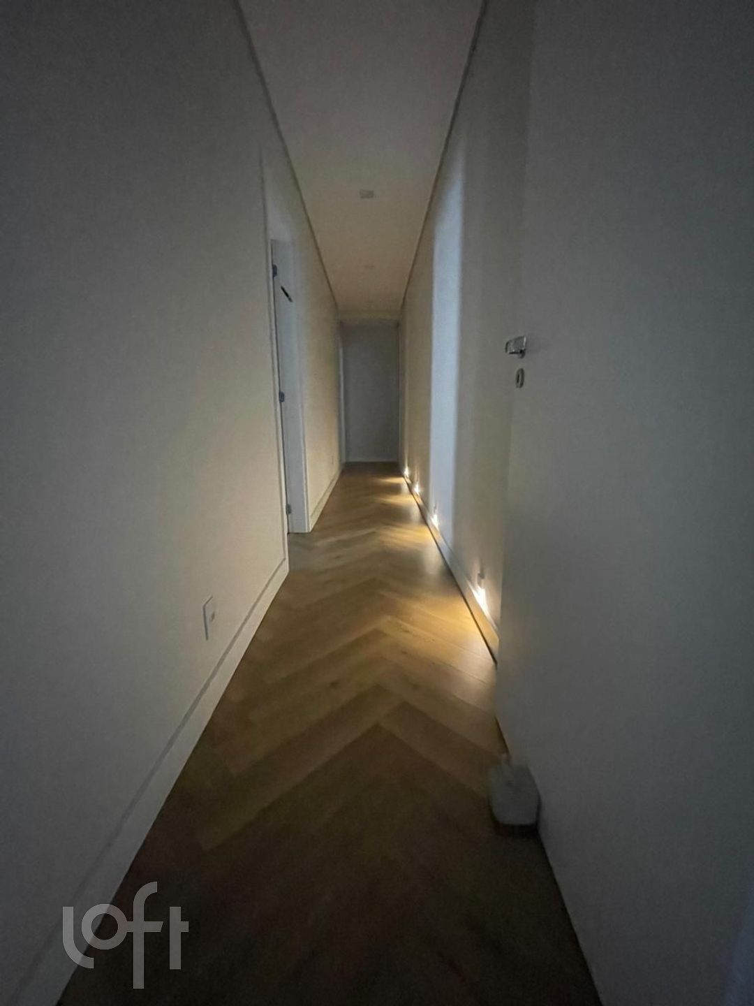 Apartamento à venda com 3 quartos, 250m² - Foto 23